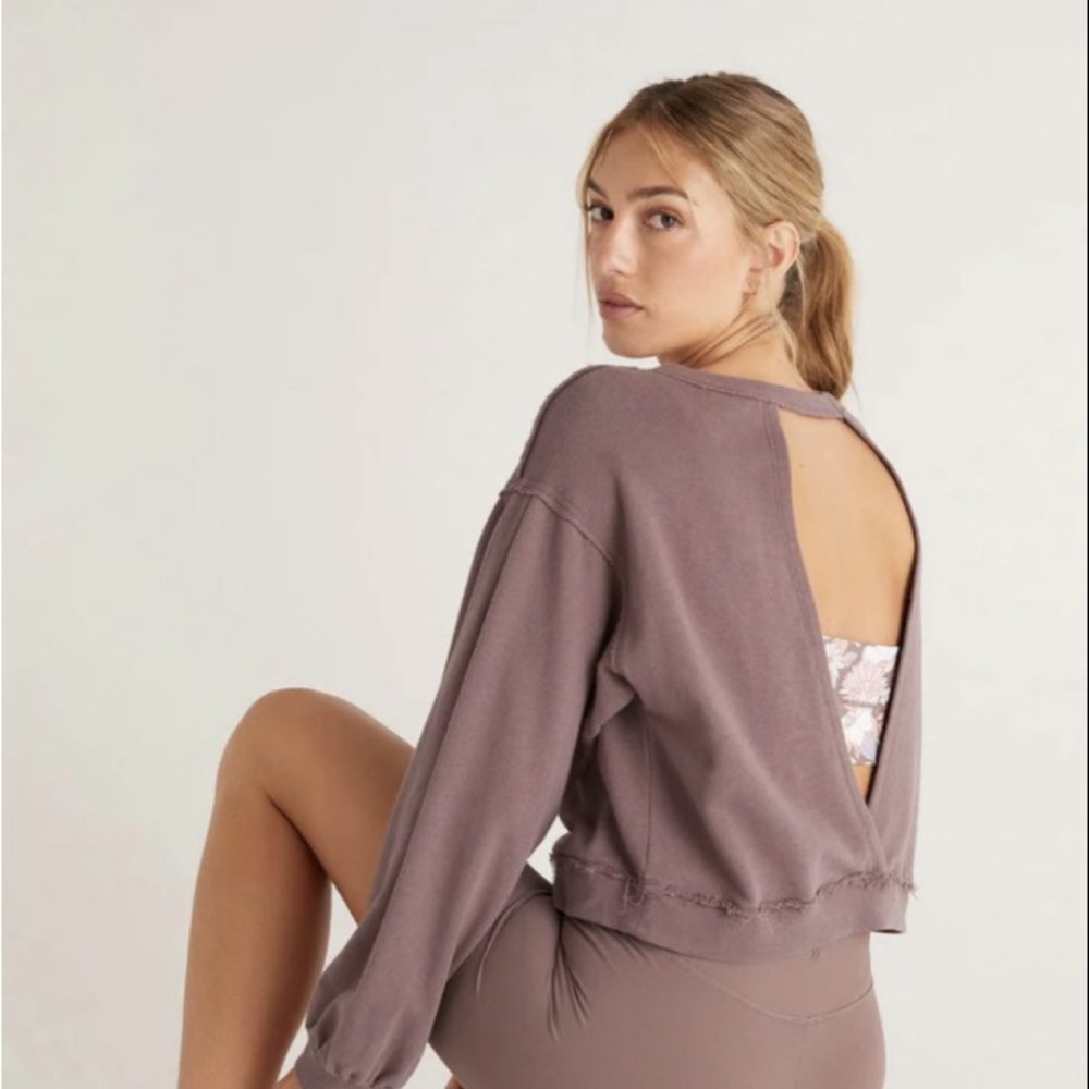 Z supply cropped sweatshirt with open back size small